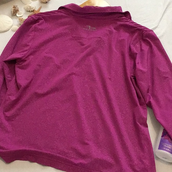 Page & Tuttle 3/4 zip top - Picture 4 of 5